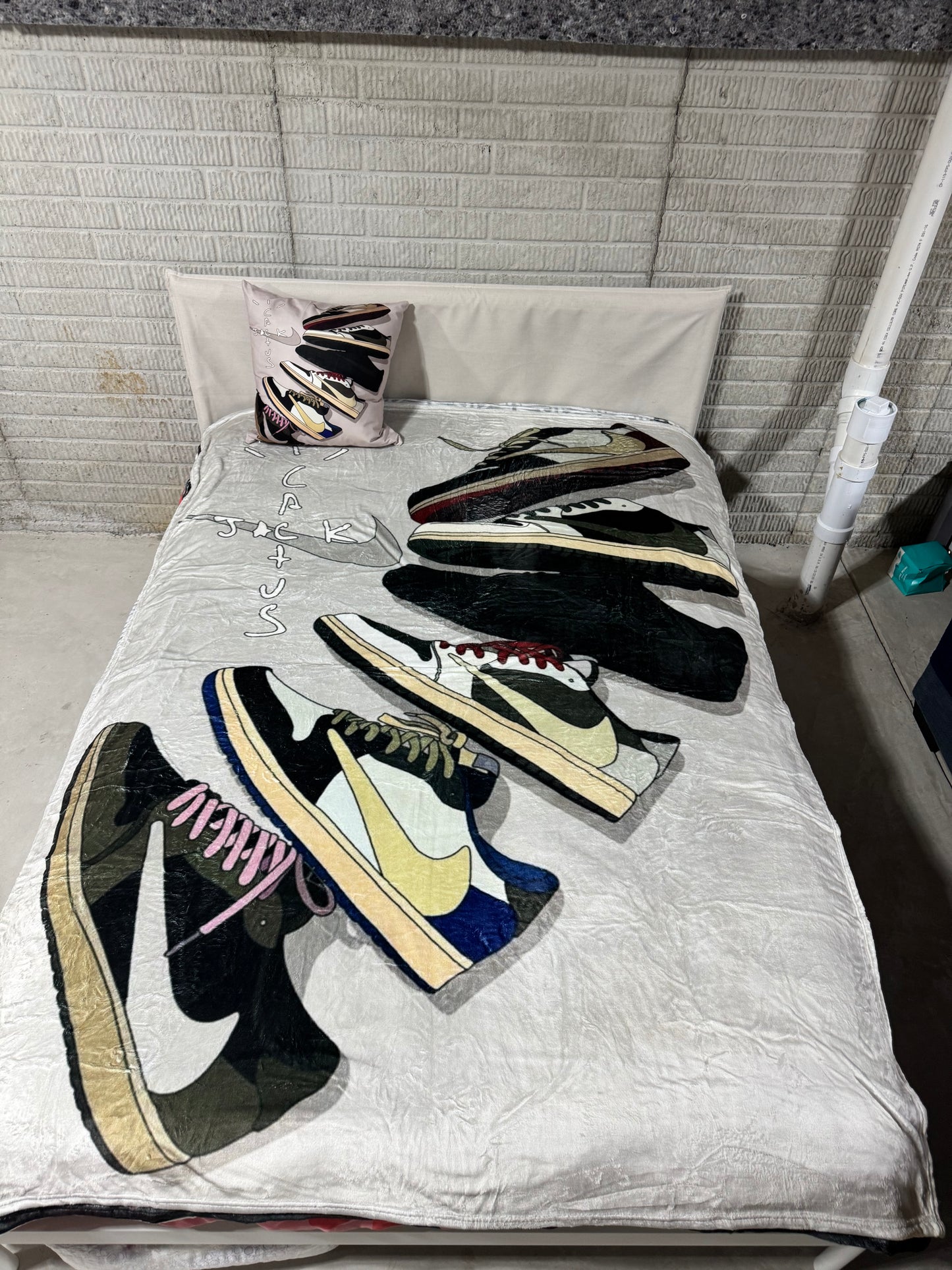 Custom TS AJ 1 Low